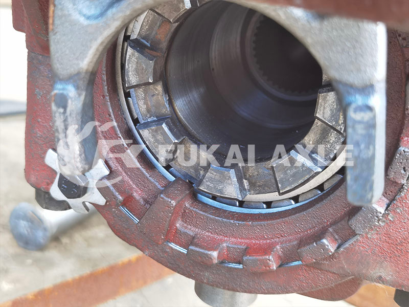Intermediate Axle Main Reducer Assembly For Shacman Delong Truck Parts