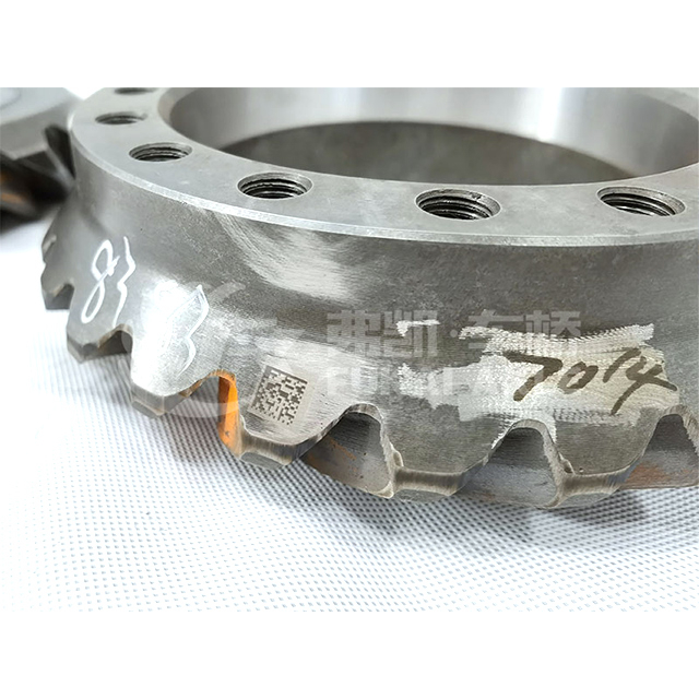 25/15 Driving & Driven Bevel Gear For Foton Qingte Axle Truck Parts QT205D3-2402020 QT205D3-2402026
