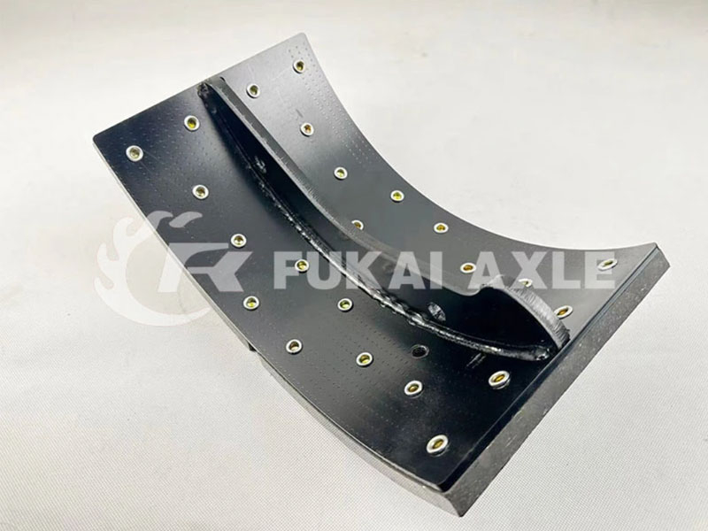 Supplier Brake Shoe for Iveco Heavy Truck Parts 2992120 Brake Lining