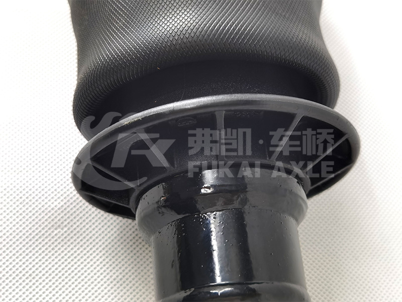 Sinotruk Steyr Cabin Parts Rear Air Spring Shock Absorber WG1684447122 Truck Spare Parts