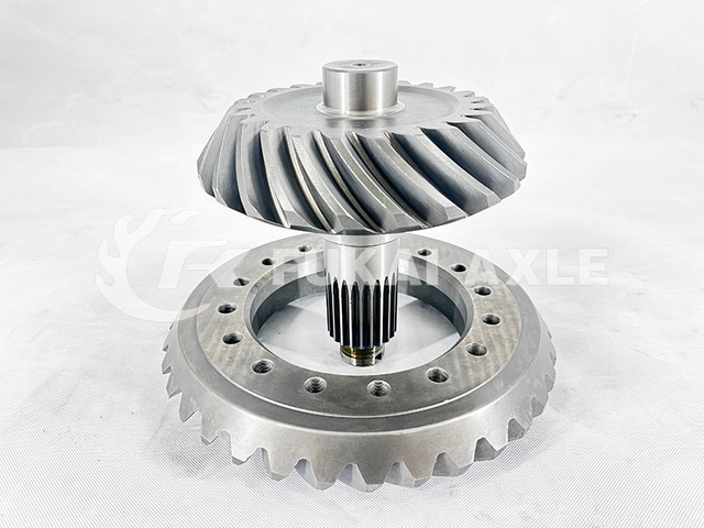 24/35 Rear Axle Crown Wheel Pinion For Iveco Trcuk Spare Parts 42104455/42487941