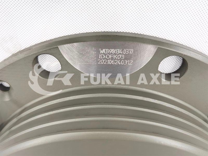 New AC16 Wheel Edge Assembly For Sinotruk HOWO Auto Truck Parts AZ9981340370