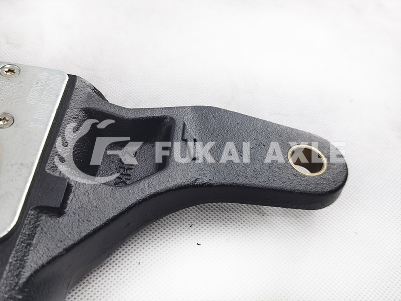 Rear Automatic Arm Adjustment For Qingte 457 Truck Spare Parts QT457S227-3551010