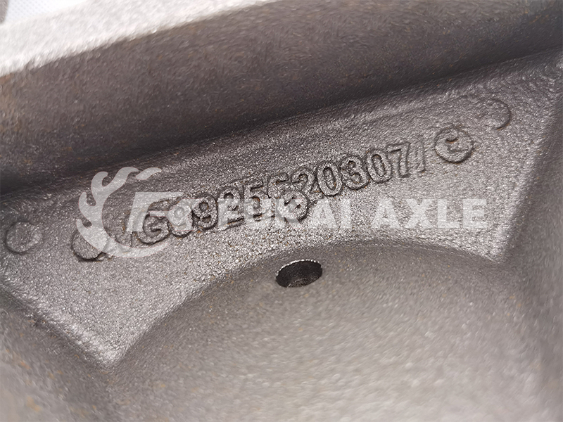 Leaf Spring Bracket For Sinotruk Howo Truck Spare Parts WG9925520307