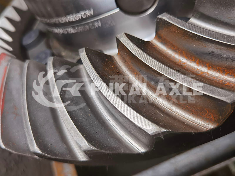 Main Reducer Assembly For Foton Auman Truck Spare Parts HFF2502200CK2MC