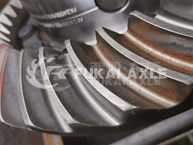 Main Reducer Assembly For Foton Auman Truck Spare Parts HFF2502200CK2MC