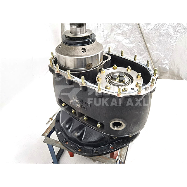 Middle Axle Main Reducer Assembly For Sinotruk Steyr HOWO HC16 Truck Spare Parts AZ7121320745 AZ9231320745