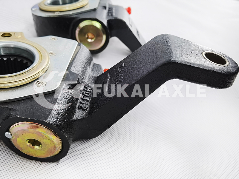 QT*QT469S20-3551020 Rear Automatic Arm Adjustment For Qingte 469 Truck Spare Parts QT*QT469S20-3551010