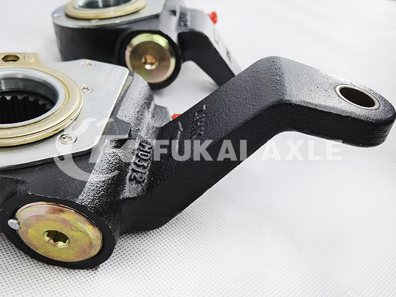 QT*QT469S20-3551020 Rear Automatic Arm Adjustment For Qingte 469 Truck Spare Parts QT*QT469S20-3551010