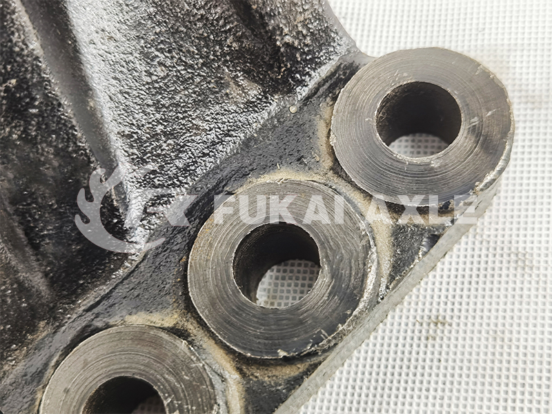 Transmission Support For FAW Jiefang Truck Spare Parts 1706052A91W