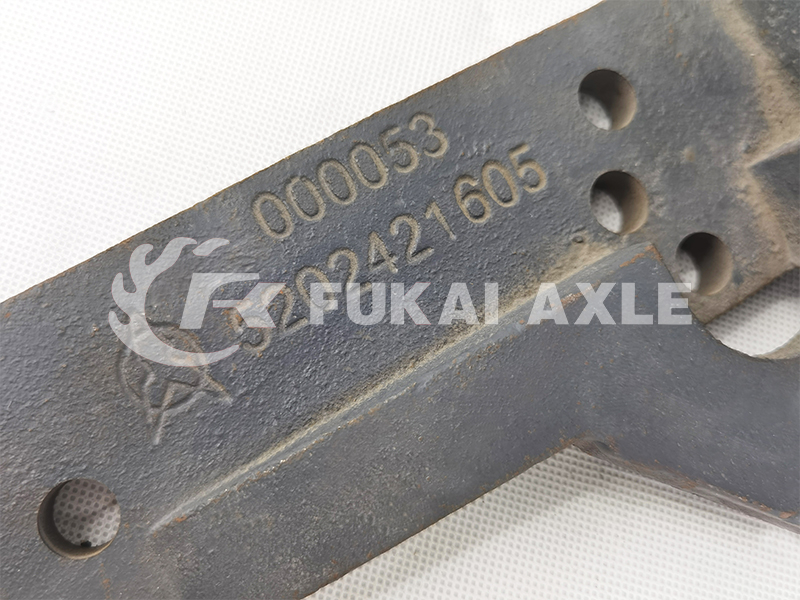 Engine Support For Nothern Benz Truck Spare Parts 5202421605 