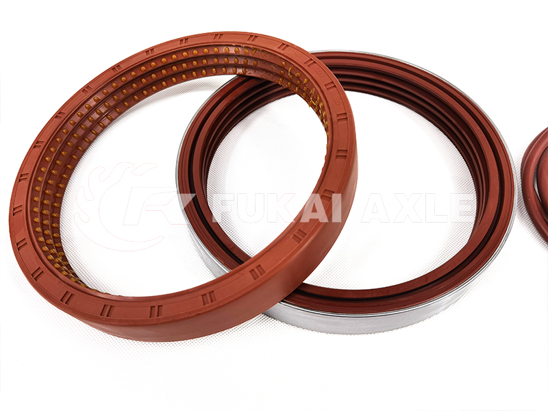 Wheel Reducer Oil Seal For Sinotruk Howo Truck Spare Parts WG9970340113