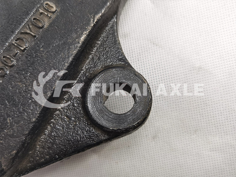 Leaf Spring Bracket For FAW Jiefang Truck Spare Parts 2902450-DY010