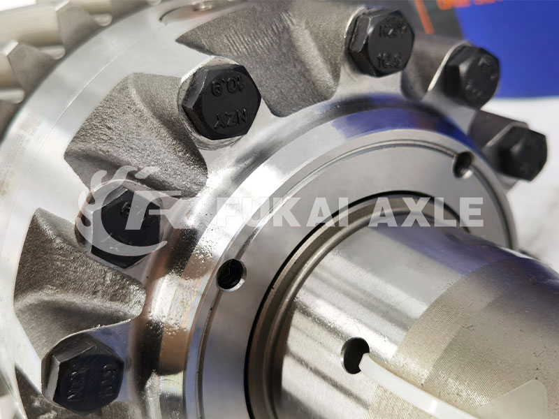 Differential Assembly Input Shaft For Sinotruk HOWO AC16 New Truck Spare Parts AZ9981320436