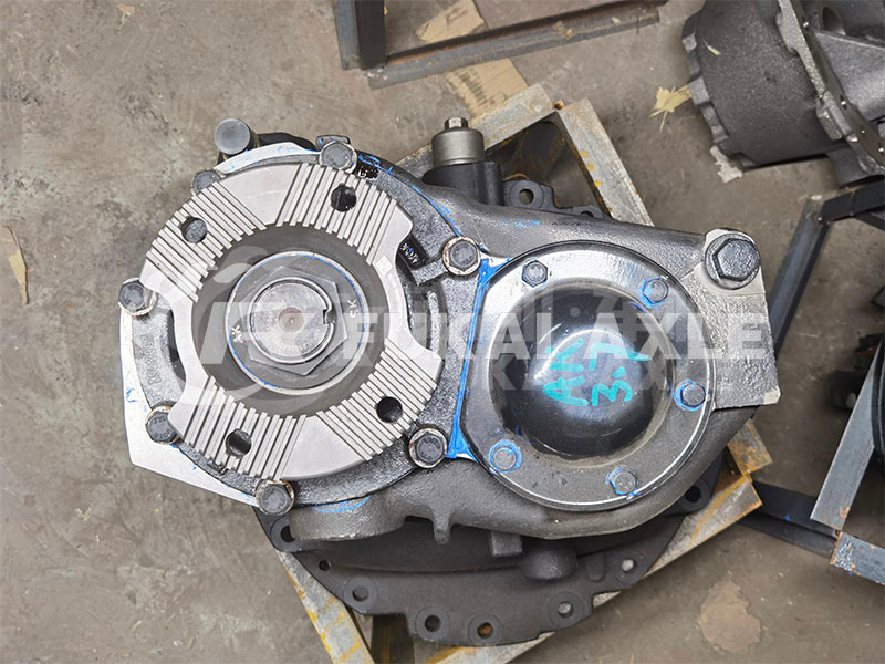 Main Reducer Assembly For Foton Auman Truck Spare Parts HFF2502200CK2MC