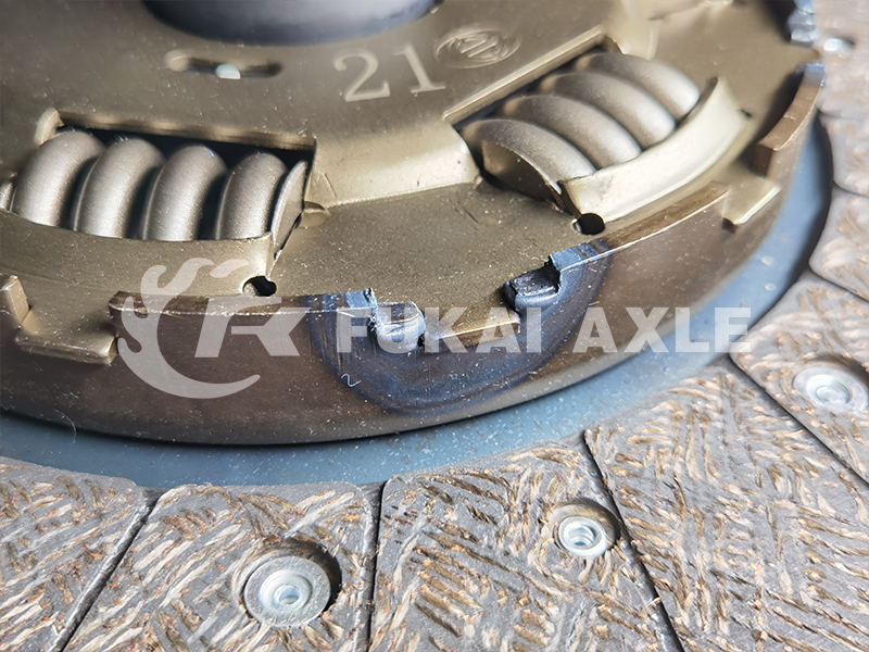 Clutch Plate For Sinotruk HOWO Truck Spare Parts WG9921160800/2