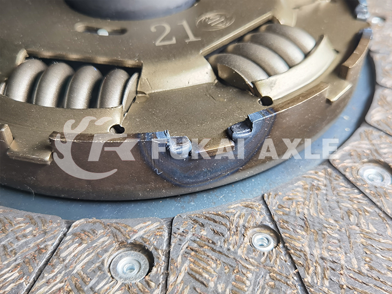 Clutch Plate For Sinotruk HOWO Truck Spare Parts WG9921160800/2