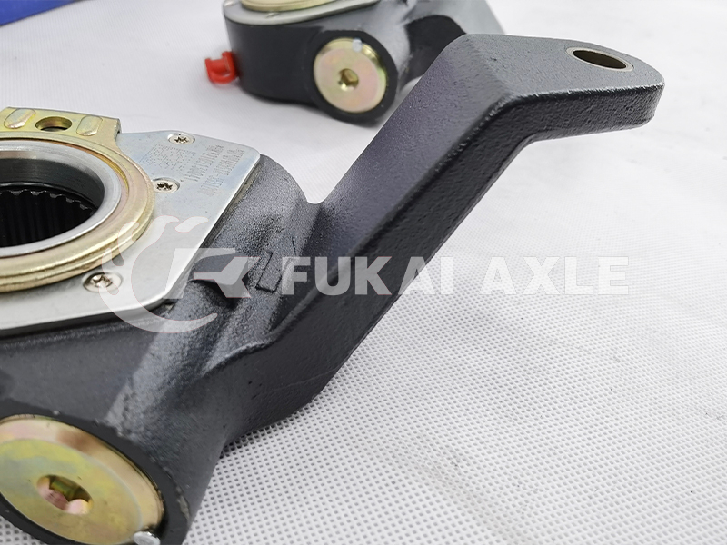 QT*QT485S18-3551200 Rear Automatic Arm Adjustment For Qingte 485 Truck Spare Parts QT*QT485S18-3551100