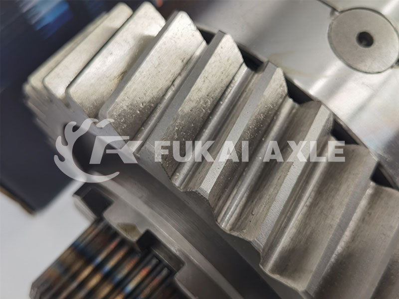 Input Shaft Assembly Differential For Saic Hongyan Hi-Torque Axle Truck Spare Parts 2510-0110-5801271495