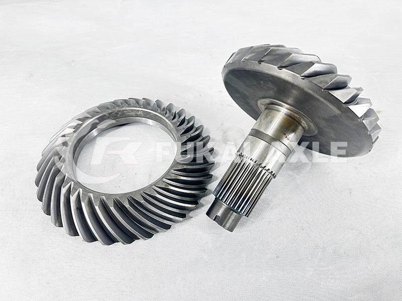 27/32 Middle Axle Crown Wheel Pinion For Iveco Trcuk Spare Parts 42127675/42129181/5801765231