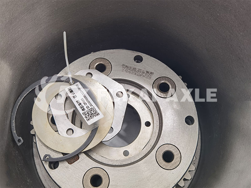 Wheel Reducer Asembly For Pengxiang Benz F02C Spare Parts W2405011F02C