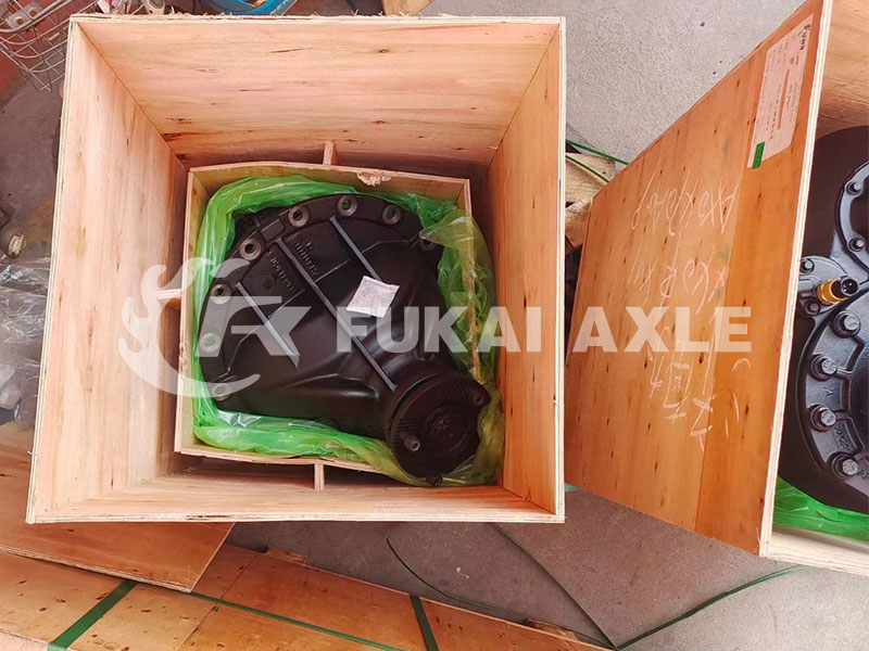 Main Reducer Assembly For Ford Truck Spare Parts Rear Axle Differential Assembly XSS-13-470
