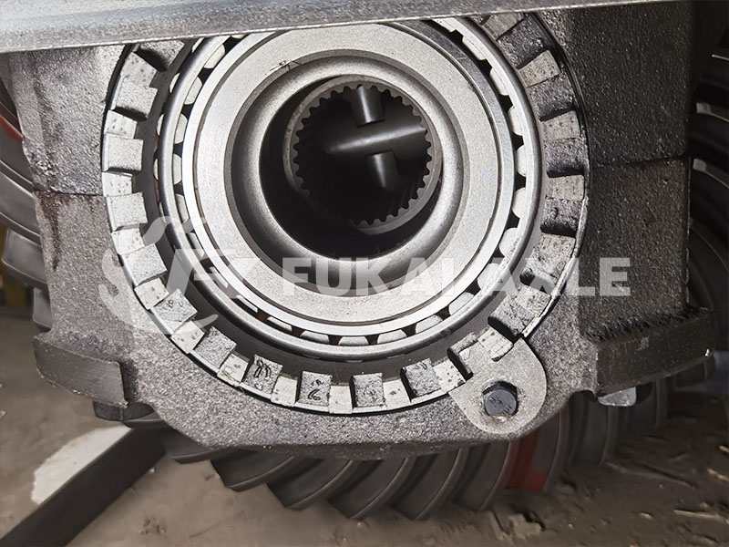Rear Axle Main Reducer Assembly For Shacman Auto Delong Truck Parts
